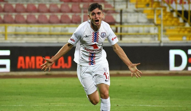 Emre Belözoğlu veliahtı Burak İnce'yi Fenerbahçe'ye getiriyor! - Resim: 0