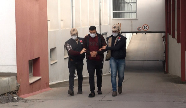 DEAŞ’ın uçaksavar kullanan Irak uyruklu teröristi Adana’da tutuklandı - Resim: 1