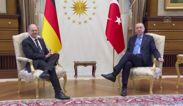 Almanya Başbakanı Olaf Scholz ilk kez Türkiye'de Cumhurbaşkanı Erdoğan'ın diplomasi trafiği devam ediyor - Resim: 0