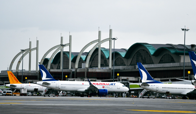 Sabiha Gökçen Havalimanı'ndan depremzedelere 100 milyon liralık nakdi yardım - Resim: 0