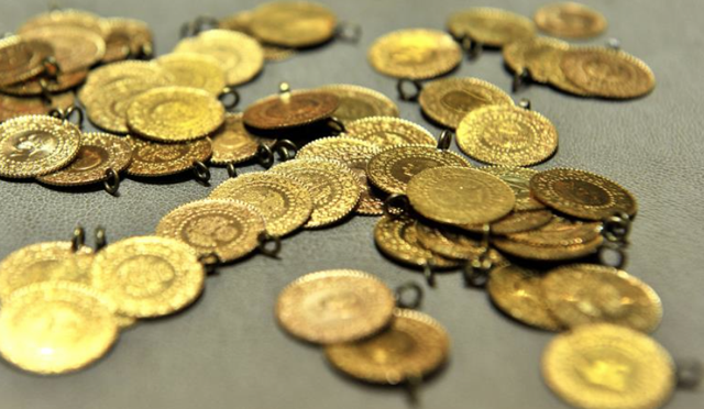 Altın fiyatlarını ne bekliyor? Dev banka öyle bir tahmin yaptı ki.... - Resim: 0