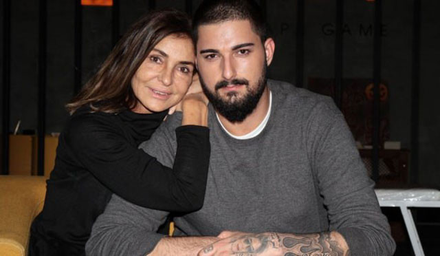 Derya Tuna'dan canlı yayında İbrahim Tatlıses itirafı! Çiçekçide öğrendim  - Resim: 4