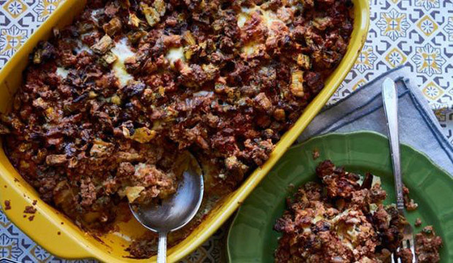 İki ülke birbirine girdi? 'Musakka' hangi ülkenin yemeği? - Resim: 1