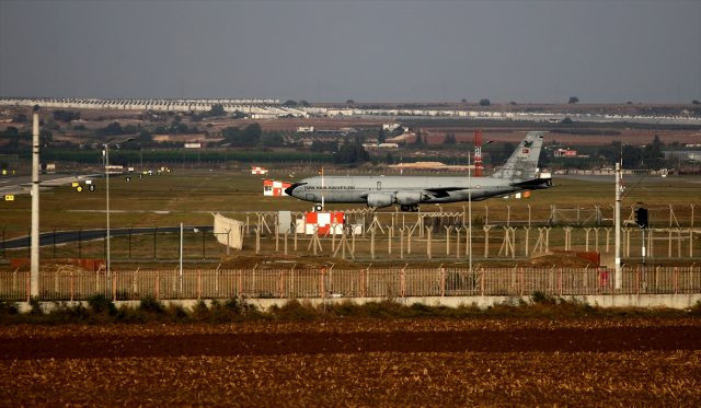 İncirlik Hava Üssü'nde savaş uçağı hareketliliği - Resim: 1