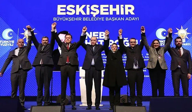 Cumhurbaşkanı Erdoğan Eskişehir adaylarını tanıttı! Erdoğan o iki ilçeyi özellikle istedi - Resim: 0