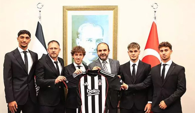 Beşiktaş'ta 4 imza birden! - Resim: 0