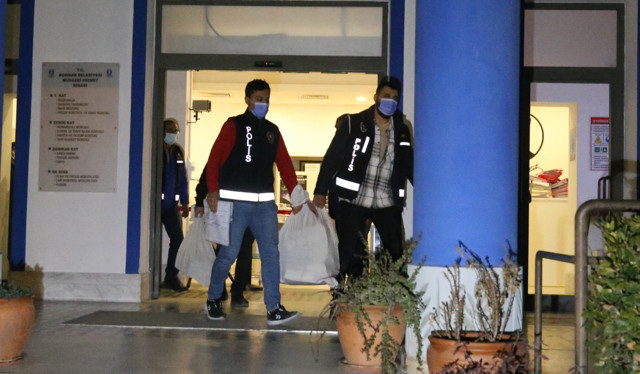 Bodrum Belediyesi'nde evrak incelemesi yapıldı! Başkan Ahmet Aras'tan açıklama - Resim: 0