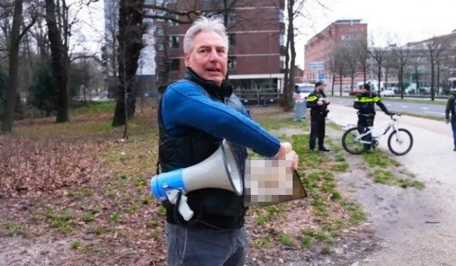 Türkiye'den Hollanda'daki çirkin saldırıya sert tepki! Büyükelçi Dışişleri Bakanlığı'na çağrıldı - Resim: 2