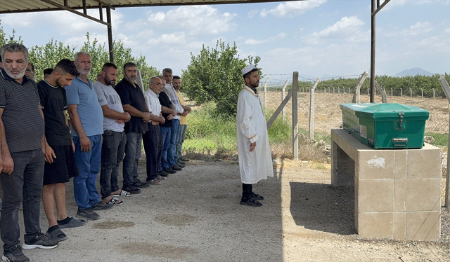Adana'da genç kadın mide fıtığı ameliyatı sonrası fenalaşıp öldü! Kadın kan kusunca doktor demiş ki... - Resim: 1