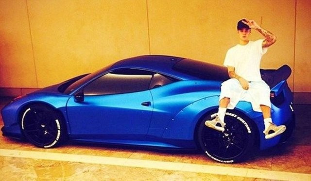 Yok artık! Ferrari'sini unutan ünlü kim? - Resim: 1