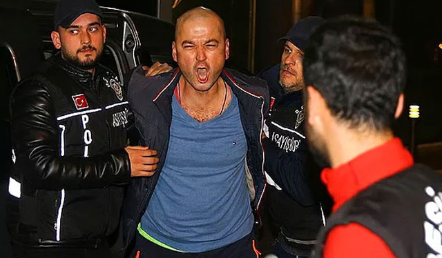 Acun Ilıcalı ve MasterChef jürilerinden Murat Özdemir'e sert tepki!  - Resim: 3