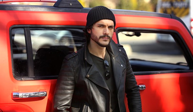 Çukur dizisi 'Komiser Emrah' kimdir Tanıdık çıktı o diziden  - Resim: 2