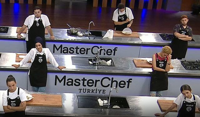 MasterChef Türkiye'de Emir'in takımı yenildi eleme adayları belli oldu - Resim: 3