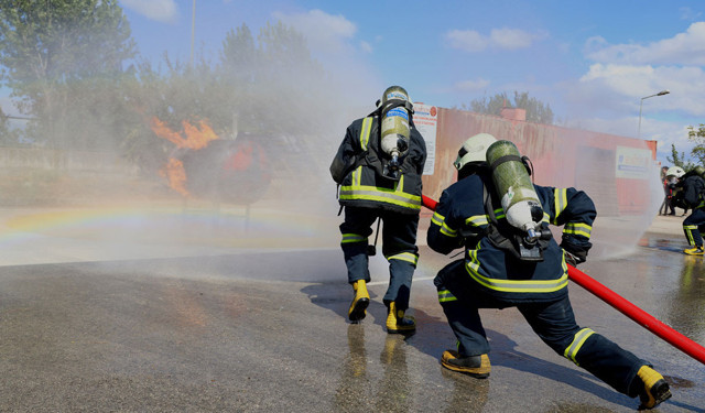 Bursa itfaiyesi 19 bin olaya müdahale etti - Resim: 3