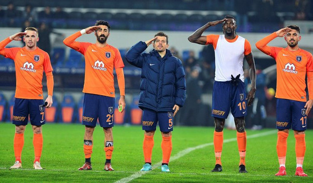 Emre Belözoğlu'nun kafaya taktığı 5 isim - Resim: 0