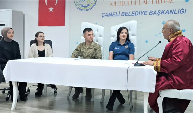 Üniformasıyla nikah masasına oturduğu için sözleşmesi feshedilmişti! Yargıdan sürpriz karar çıktı - Resim: 1