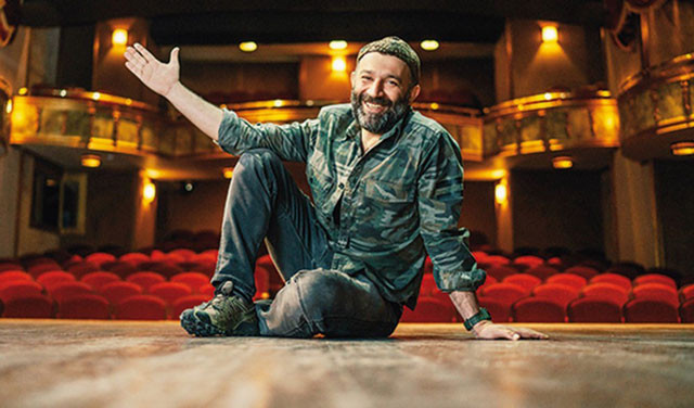 Arka Sokaklar'ın Mesut komiseri Şevket Çoruh'u isyan ettiren hırsızlık! - Resim: 3