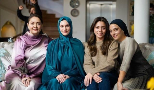 Kızılcık Şerbeti'nde Farah Zeynep Abdullah'ın başörtüsü olay oldu - Resim: 3