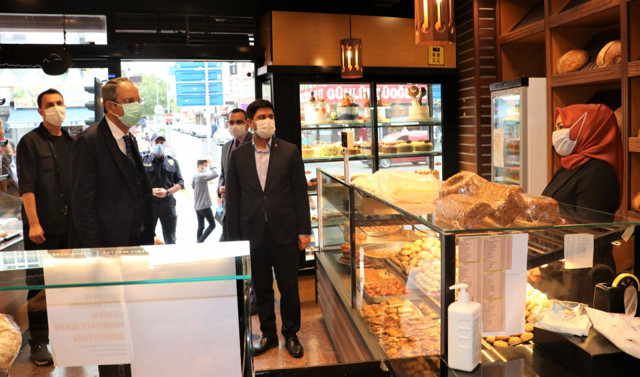 Sultanbeyli’de koronavirüsle mücadele kapsamında denetimler devam ediyor - Resim: 0