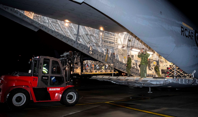 Ukrayna Rusya savaşında son dakika! Rusya bayrağı indirip Kiev'i boşalttı işgal başlıyor - Resim: 4