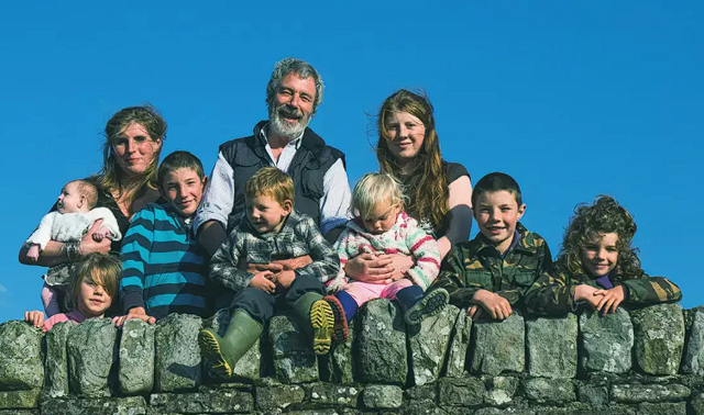 Hayatları TRT Belgesel'de yayınlanmıştı: 9 çocuklu kadın eşini aldattı! Aşk notu ortaya çıktı - Resim: 1