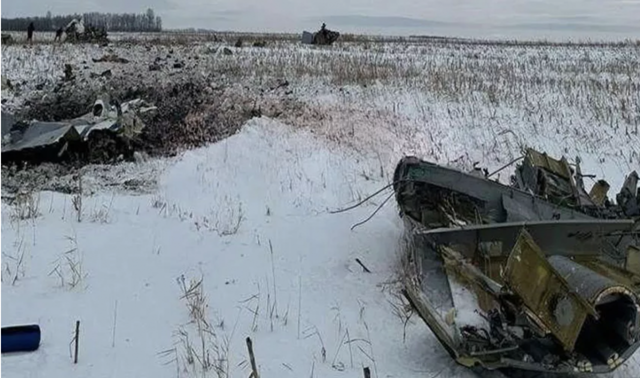 İşte içerisinde 65 Ukraynalı askeri esirin bulunduğu uçağın düşme anı! - Resim: 1