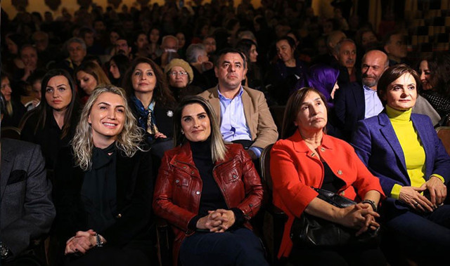 Meral Akşener'in cumhurbaşkanı adayı olacak mısınız sorusuna yanıtı dikkat çekti - Resim: 0