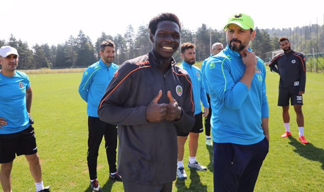 Beşiktaş Fenerbahçe'nin istediği N'Sakala ile anlaştı - Resim: 0