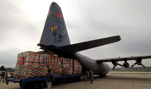 CHP'li Özel'den eleştiri: Vatandaş maske bulamıyor insaf - Resim: 0