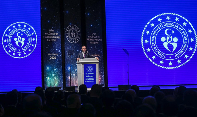 Bakan Kasapoğlu'ndan Spor Kulüpleri ve Federasyonları Yasası açıklaması - Resim: 2