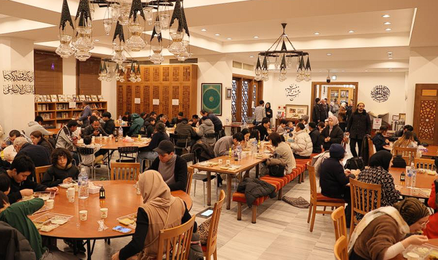 Japonya'da ilk iftar yapıldı - Resim: 0