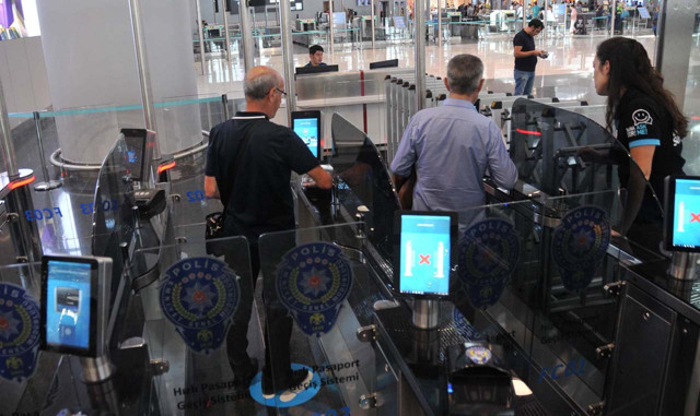 İstanbul havalimanında 18-20 saniye içinde pasaporttan geçilebilecek - Resim: 2