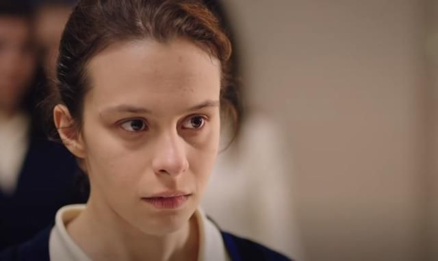 TRT'deki Masumlar Apartmanı'nın Neriman'ı bacak pozuyla dumur etti - Resim: 1