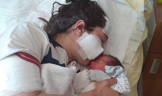 Doğum yaptıktan sonra eşi bıçakladı! Gaziantep'teki annenin durumu - Resim: 0