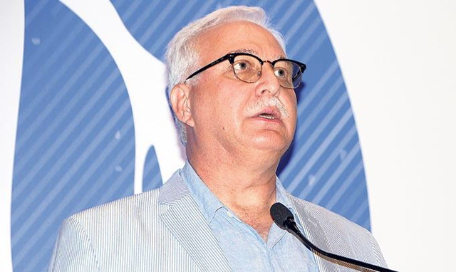 Bilim Kurulu üyesi Prof. Dr. Tevfik Özlü'den virüs açıklaması: Bitiş çizgisine varmak üzereyiz - Resim: 0