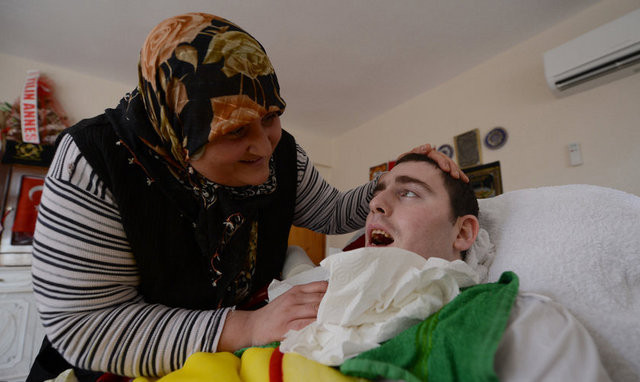 Felçli Rus gencin ailesi bulundu - Resim: 4