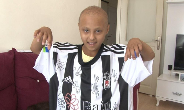 Doğduğundan beri hastalığına tanı konulamadı! Melek Su, tedavi olmak istiyor: Sözleri yürekleri dağladı! - Resim: 4