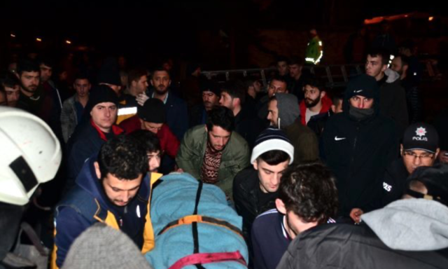 Feci haber Samsun'dan! Nehre atlayan kızını kurtarmak isteyen baba akıntıda kayboldu - Resim: 1