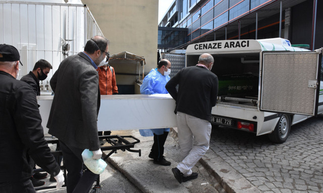 Sivas'ta Kırım Kongo'dan bir ölüm daha! 80 yaşındaki kadın hayatını kaybetti - Resim: 0