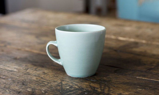 İnsan kemiklerinden yemek takımı yapıyor sıradışı iş - Resim: 3