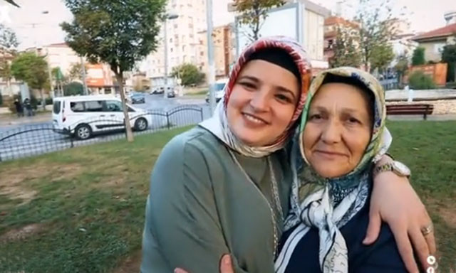 Zuhal Topalla Sofrada yarışmacıları Güllü nereli Verda ve Şehide kimdir  - Resim: 2