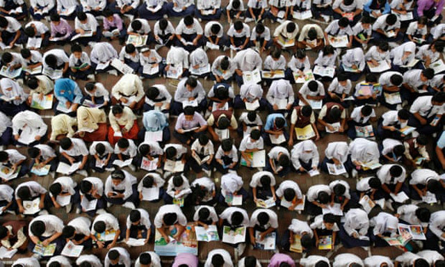  Ders kitaplarında büyük değişiklik! Kız çocuklarına 'seks ayıp' denmeyecek - Resim: 1