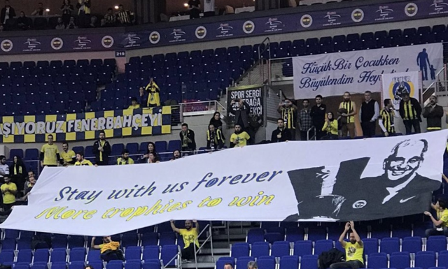 Ali Koç'tan taraftarın Obradovic çağrısına alkışlı yanıt - Resim: 0