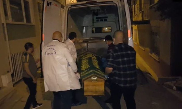 Apartmanı saran pis koku korkunç cinayeti ele verdi! Vahşet - Resim: 1