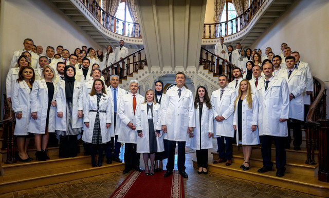 Milli Eğitim Bakanı Ziya Selçuk duyurdu öğretmenler artık bunu giyecek - Resim: 0