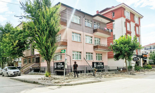 Bolu'da Suriyeli istemeyen Tanju Özcan mülteci işçi çalıştırmış! - Resim: 0