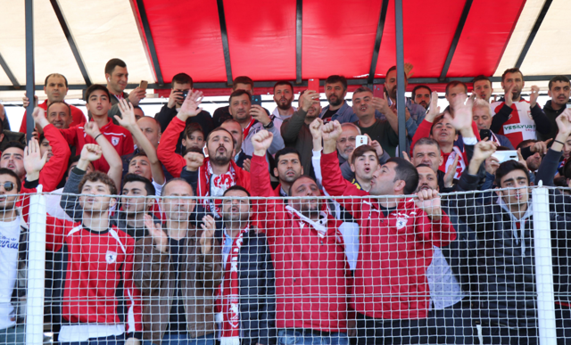 Ertuğrul Sağlam Samsunspor'a imzayı attı bombayı patlattı - Resim: 1
