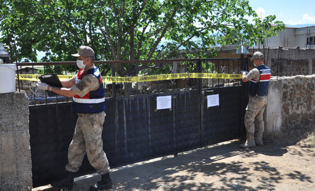 Gaziantep'te şaka gibi olay! Geçmiş bayram ziyareti yaptı 62 kişi karantinaya alındı - Resim: 1