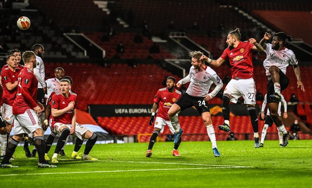 Milan'ı 90+2'de eski Fenerbahçeli Kjaer kurtardı! İşte UEFA'da gecenin sonuçları - Resim: 0