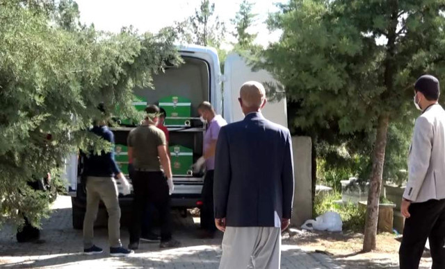 Siirt'te çalışanın koronavirüsten öldüğü market karantinaya alındı - Resim: 0